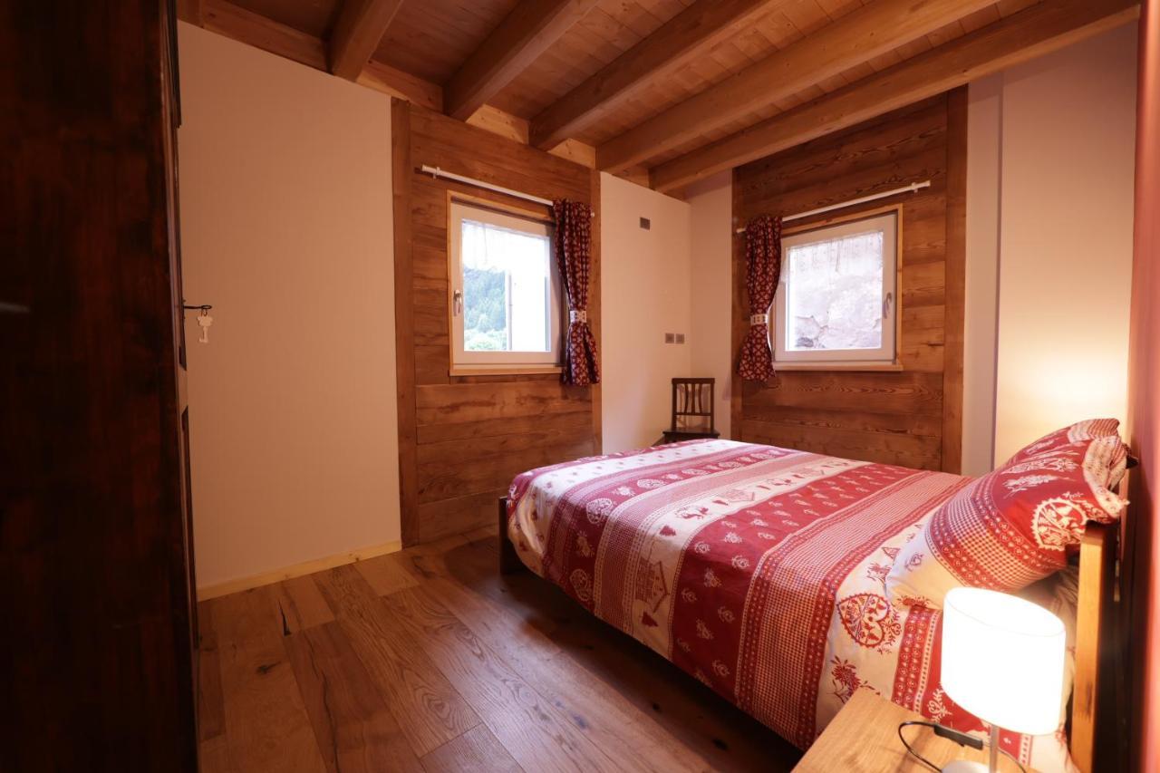 Casa Vacanze Le Falesie Бачено Екстер'єр фото